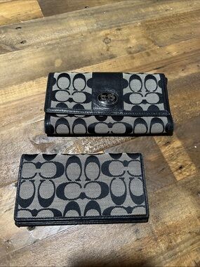 Coach Black and Beige Signature Canvas Wallet and Checkbookn  Set